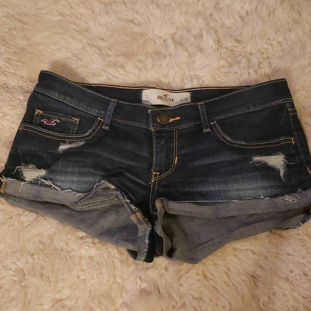 HOLLISTER Short - Picture 2 of 16